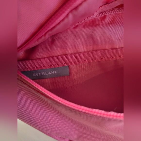 Everlane Pink Bag with Black Zipper - Picture 6 of 7